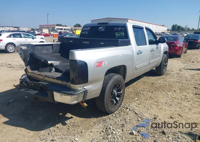 3GCPKSE30BG295414: 43077556