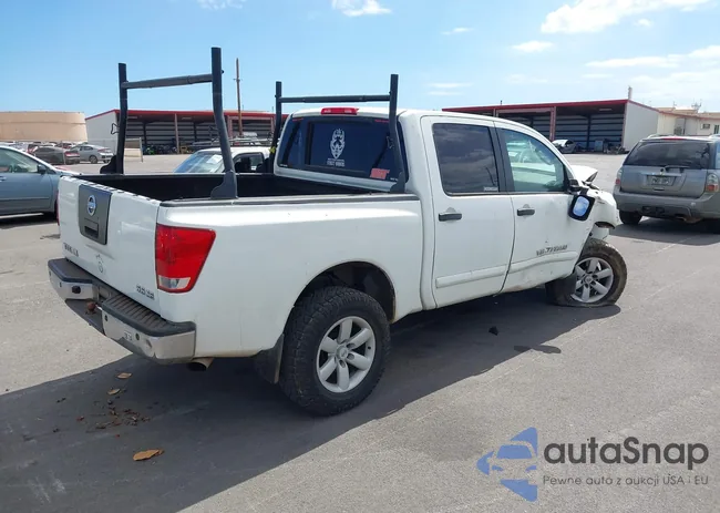 1N6AA07D79N303588: 43077611