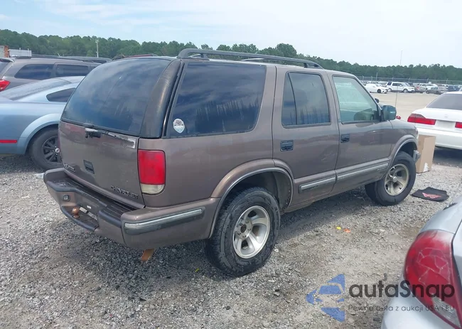 1GNCS13WXX2215775: 43077708