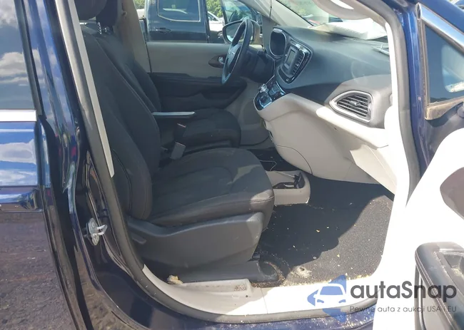 2C4RC1CG7HR608516: 43076781