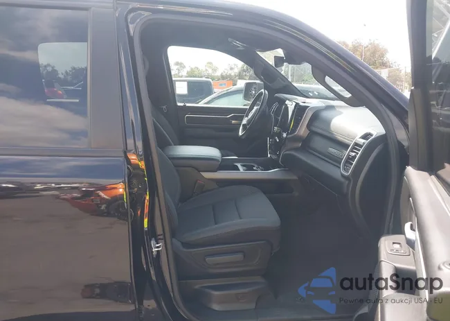 1C6RREFT4NN193802: 43077060