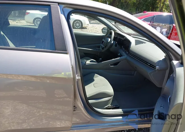 KMHLS4AG7PU461625: 43077128