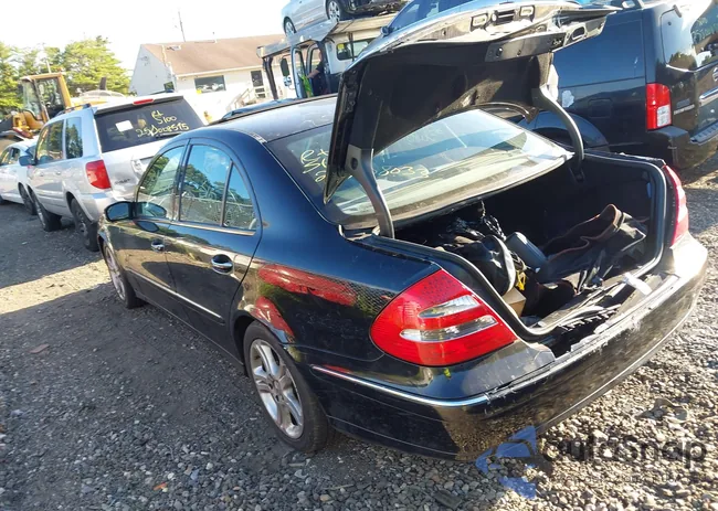 WDBUF83JX5X174061: 43077933