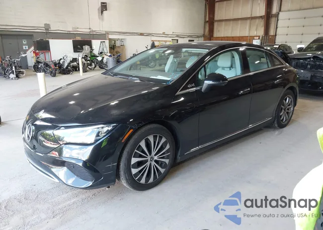 W1KEG1CB0PF012988: 43077952