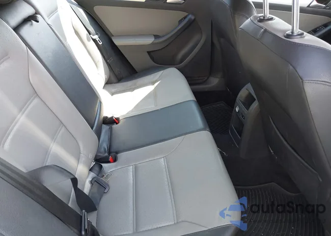 3VW637AJ3DM297587: 43078065