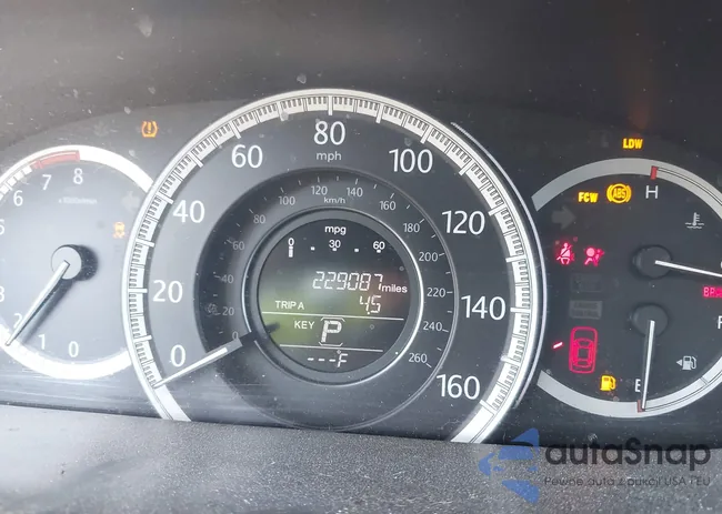 1HGCR2F88EA239374: 43078142