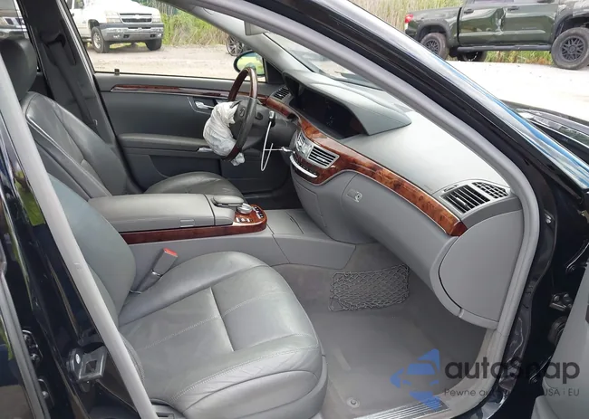 WDDNG71XX7A053806: 43079264