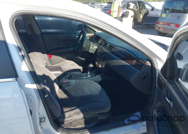 2G1WB5E3XG1123560: 43079319