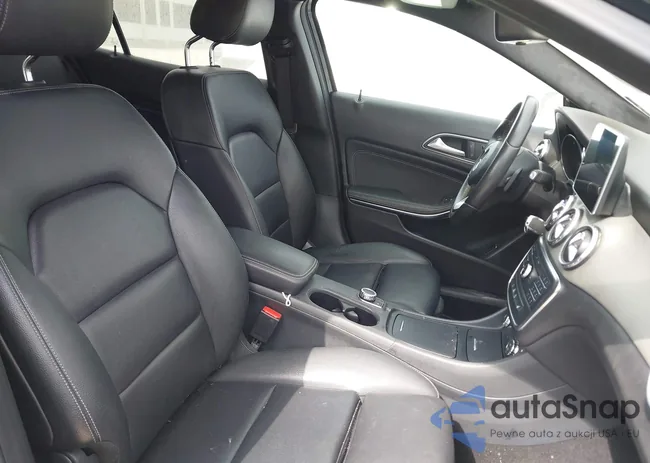 WDCTG4EB4GJ209363: 43079360