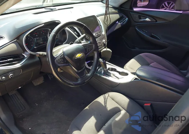 1G1ZD5ST1JF149170: 43079629