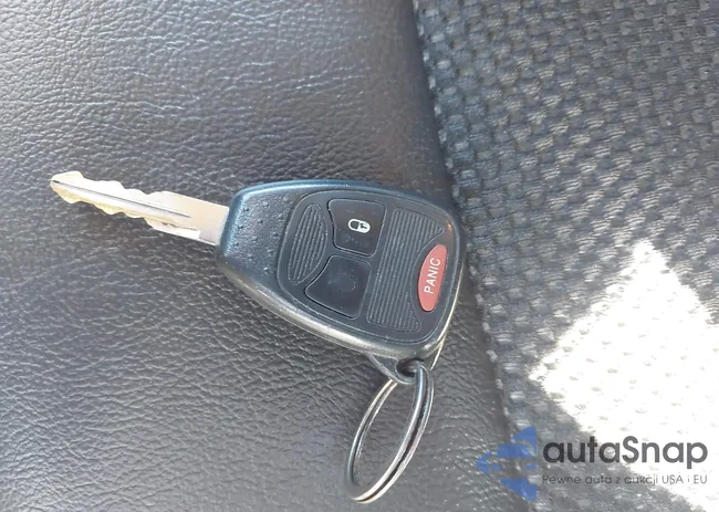 1C4NJDBB3HD127693: 43078926