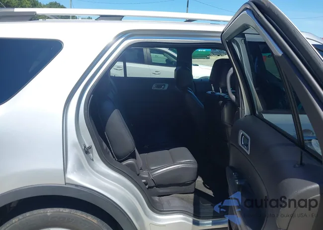 1FMHK8D84CGA58731: 43079068