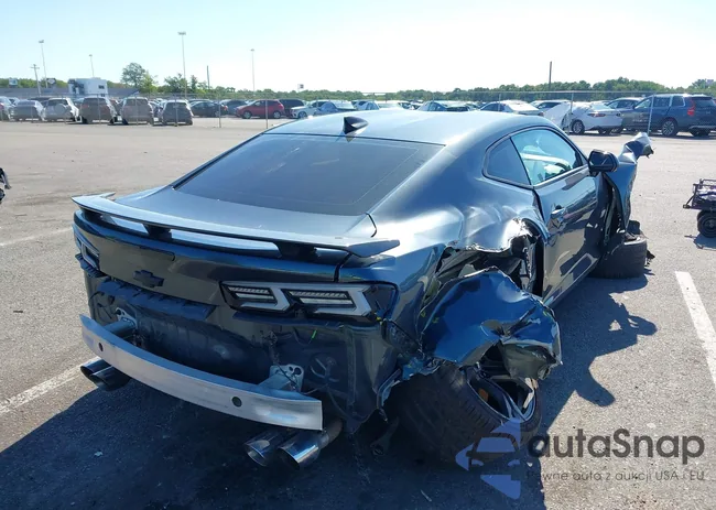 1G1FB1RS4M0103676: 43080747