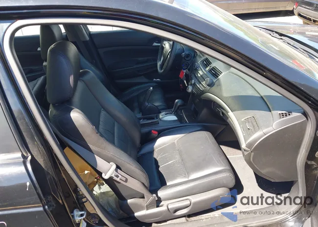 1HGCP2F64BA129907: 43080034