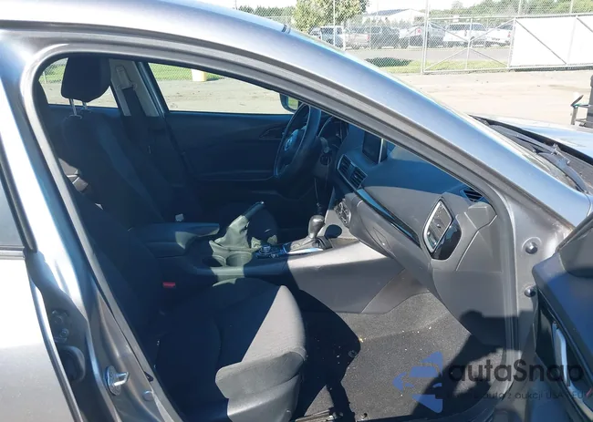 3MZBM1U72FM160989: 43081321