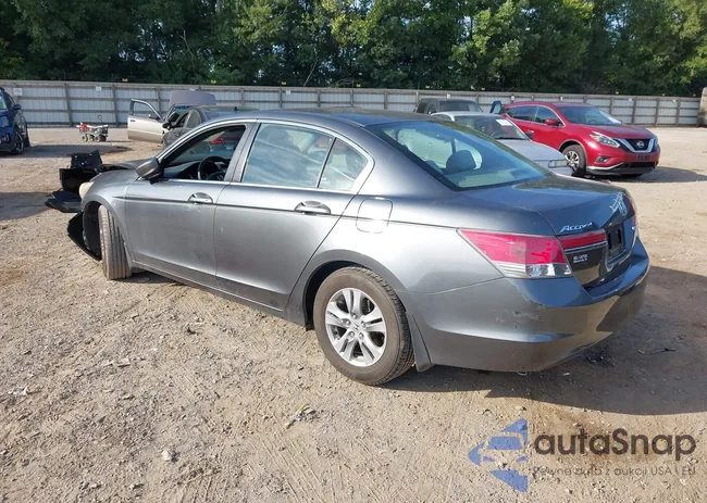 1HGCP2F40BA150705: 43082230