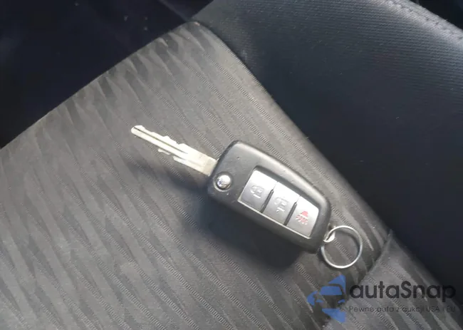 JN8AT2MT9LW017963: 43082601