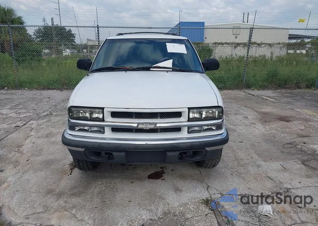 1GNDT13W31K227422: 43082625