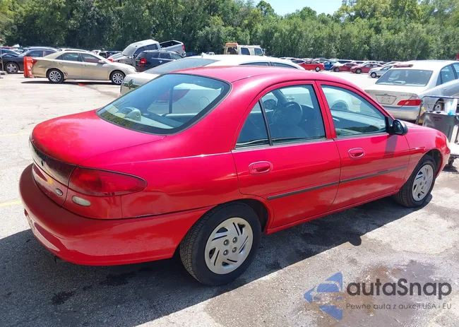 1FAFP10P2WW260128: 43082657