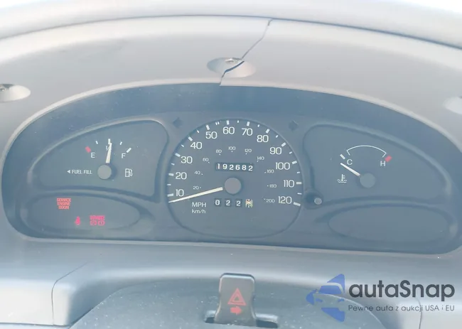 1FAFP10P2WW260128: 43082657