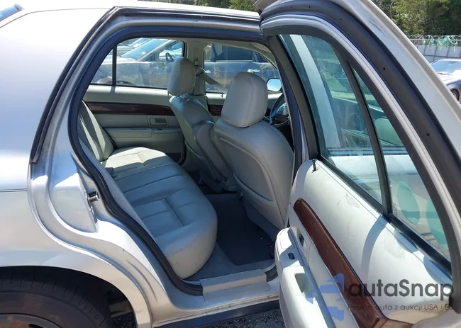 2MEFM74W53X667740: 43081801