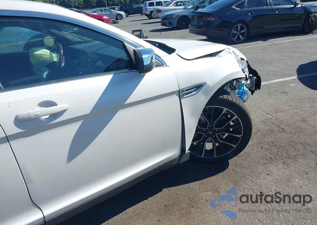 1FAHP2J84JG121062: 43081960