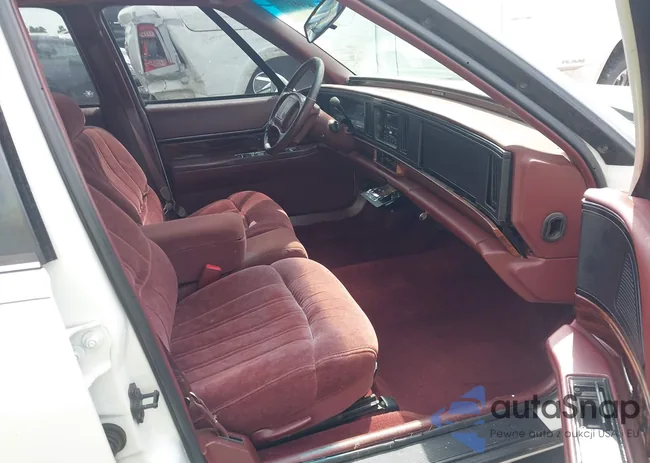 1G4HP52K1WH415215: 43081973