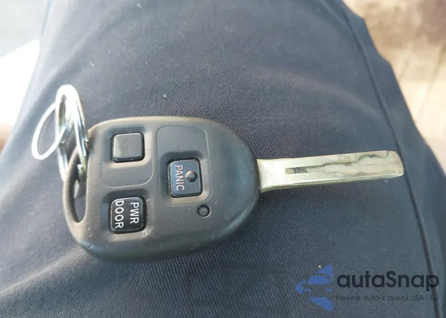 2T2GK31U07C014083: 43082073