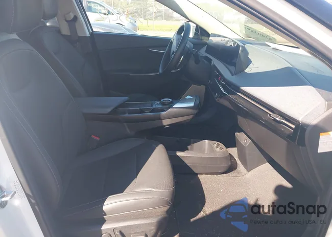 KNDC3DLC8P5116156: 43083292