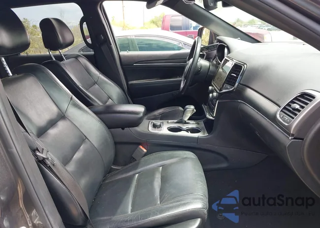 1C4RJFBG6KC653497: 43083359