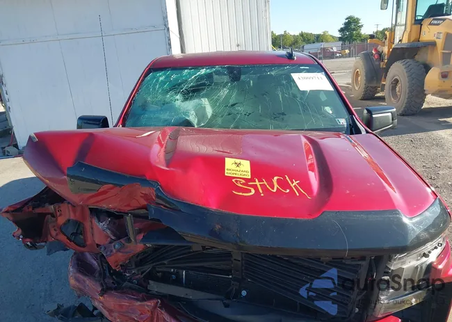 3GCUYEET4MG415611: 43083473