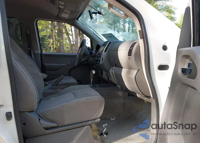 1N6AD0EV0HN738650: 43083511