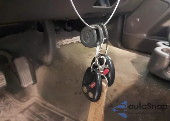 2GCEC13T951382016: 43083580