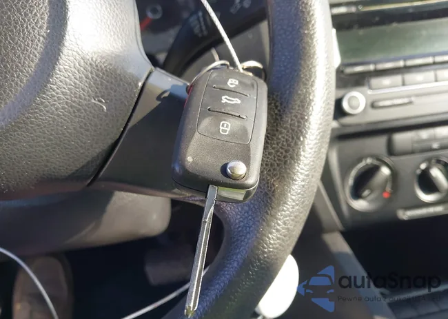 3VW2K7AJ7CM384280: 43083719