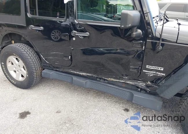 1C4BJWDG4JL861228: 43083745