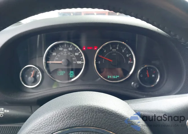 1C4BJWDG4JL861228: 43083745