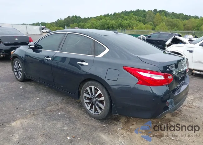 1N4AL3AP0HC129753: 43082815