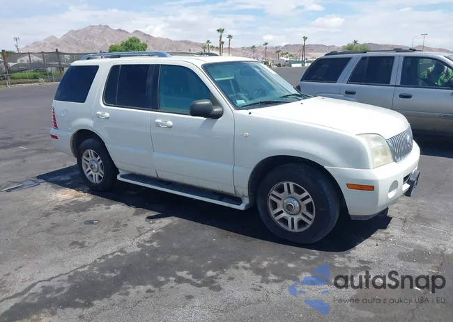 4M2DU86W43ZJ28011: 43082818