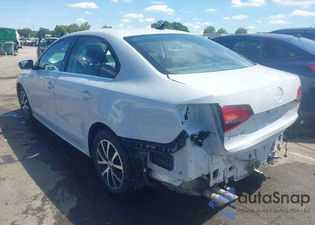 3VWDB7AJ1HM280030: 43082853