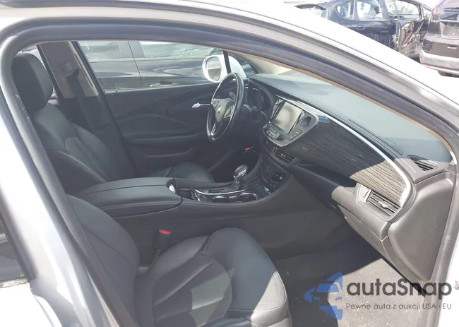 LRBFXDSA8HD216524: 43082908