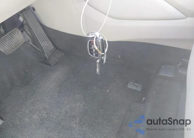 KM8J33A48JU710879: 43084166