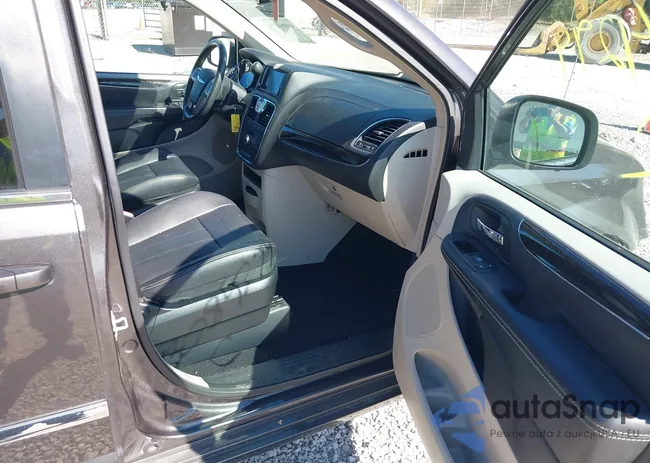 2C4RC1BG3GR246636: 43084294