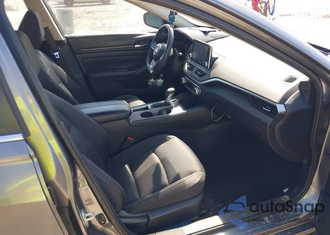 1N4BL4BV6KC160844: 43084311