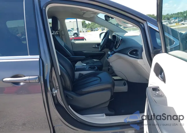 2C4RC1L72PR541015: 43084544