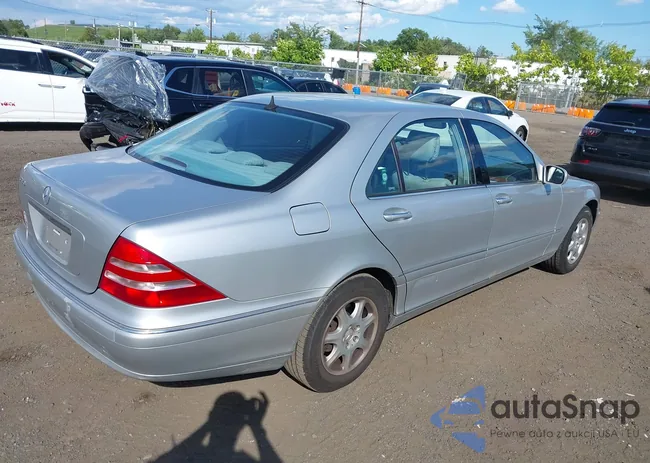 WDBNG70J7YA113838: 43083792