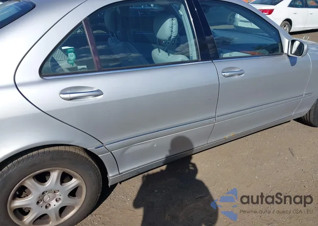 WDBNG70J7YA113838: 43083792