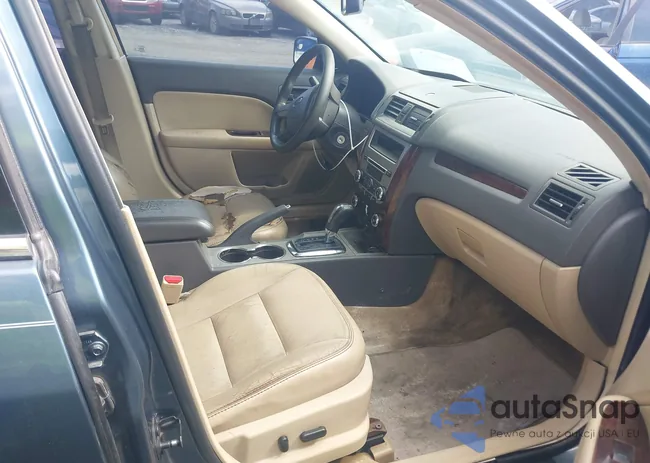 3FAHP0JA4CR360503: 43083829