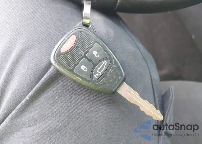 1C3CCBBG9EN152674: 43085178