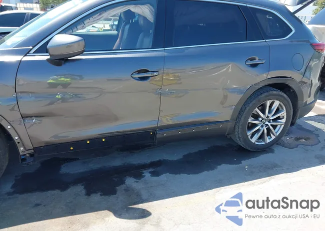 JM3TCBEYXJ0204649: 43085512