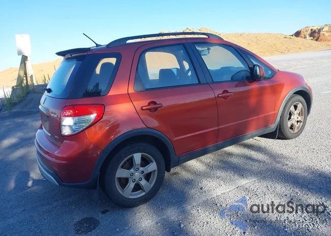 JS2YB5A35C6307660: 43085630